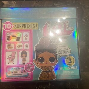 L.O.L. Surprise! Purple and Pink Playset Box